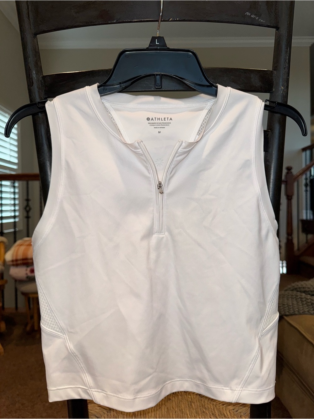 Athleta White Sleeveless Zip Tank Top